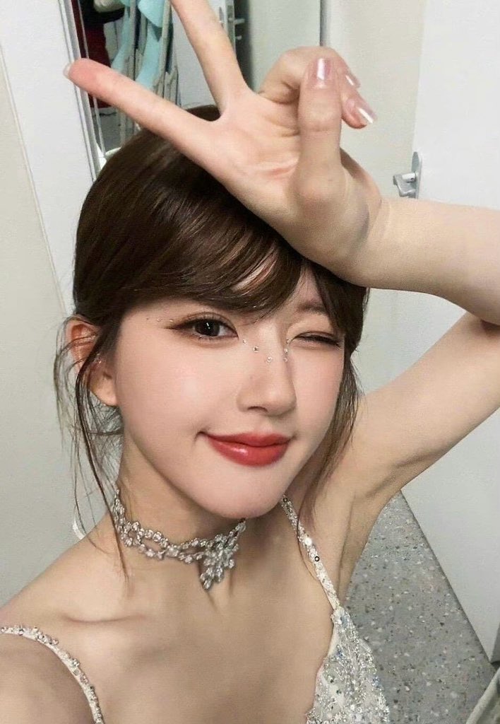 booboolili's tweet photo. 이게 다 앨범 포카라면 존나 비싸겠다… https://t.co/uN7kroUd7L