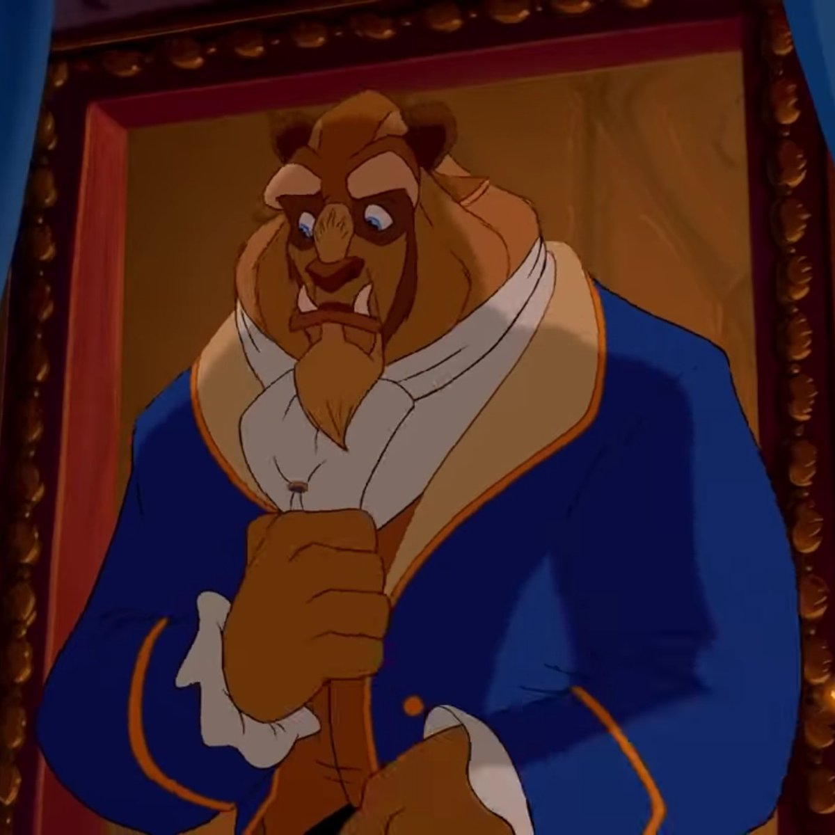 Ixbran's tweet image. Who wouldn't want to hug a fluffy Prince?