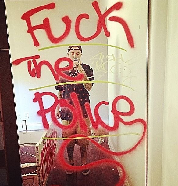 daily pic of mac🎈 (@malcompicsdaily) on Twitter photo 