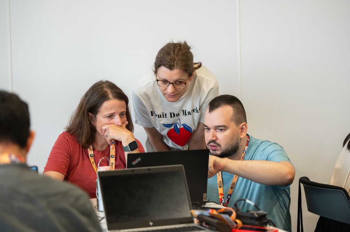 EuroPython tweet media