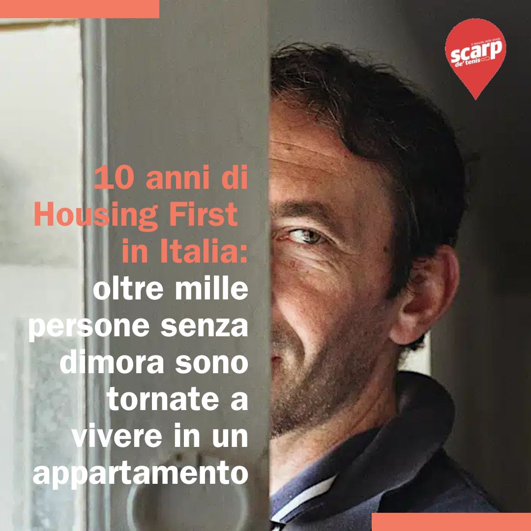scarpdetenis's tweet photo. #HousingFirst: il diritto a vivere in una casa, anche per le persone senza dimora. È l'approccio che ribalta le tradizionali politiche di assistenza ai senzatetto. In Italia i primi progetti compiono 10 anni: con @fioPSD @scarpdetenis traccia un bilancio:
https://t.co/IEjY38Co2J https://t.co/OYocKwfFaD