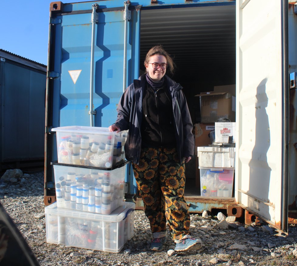 RhianTaylor's tweet photo. The last few weeks in the Falklands were insanely busy, so a bit late, but here is me with my 214 sorted samples! Over 130,000 things counted - it only took me a year 😅 Now just have to do the barcoding, analysis, writing and a few other bits... 😁 @SAERI_FI @UoABioSci https://t.co/FQ87sWJuuV