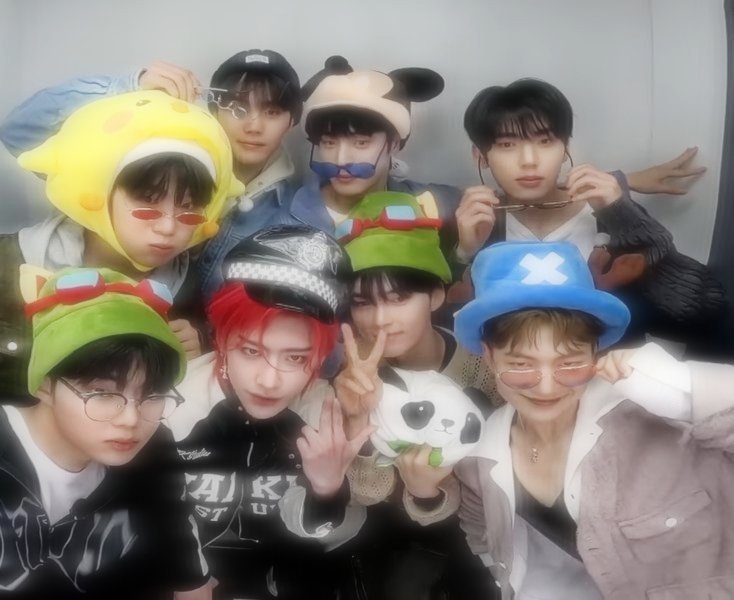 sunghanfbin's tweet photo. ˚.⋆ happy 1 year anniversary my most precious zerobaseone 🪼⋆.ೃ࿔*:･

366 Days In Bloom with ZB1 
#ZB1stAnniversary 
#꽃처럼_피어난_제베원_데뷔1주년 
#ZEROBASEONE @ZB1_official https://t.co/Jk3FqYnU7S