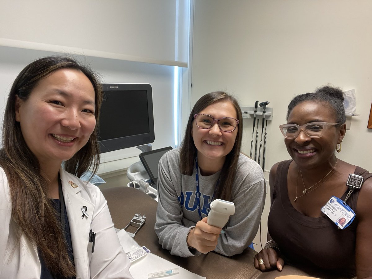 Ultrasound FNA teaching for our @dukepathdept #CytoPath Fellow Dr. Meg Lee! 
Interventional cytopathologists rock! <a href="/DrRange1/">DanielleElliottRange</a>