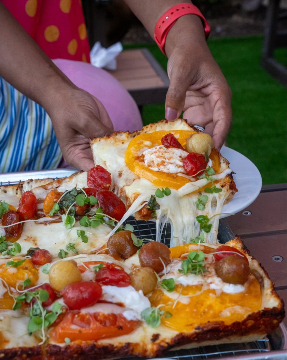 Side Door DC tweet media