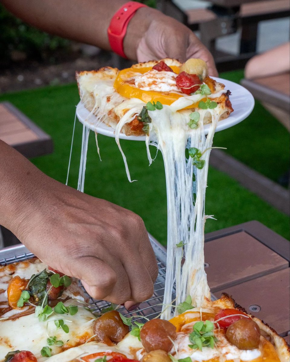 Side Door DC tweet media