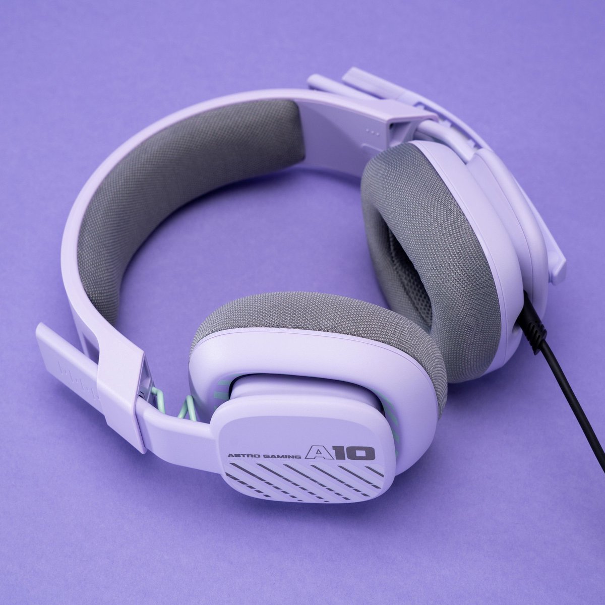 Morado. No hay mas que decir 😎

Consíguelo: logitechg.com/es-mx/products…