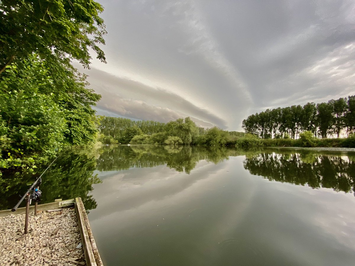 Onweer in Zeeland ⁦<a href="/omroepzeeland/">Omroep Zeeland</a>⁩ ⁦<a href="/NOS/">NOS</a>⁩ ⁦<a href="/RTL4/">RTL</a>⁩