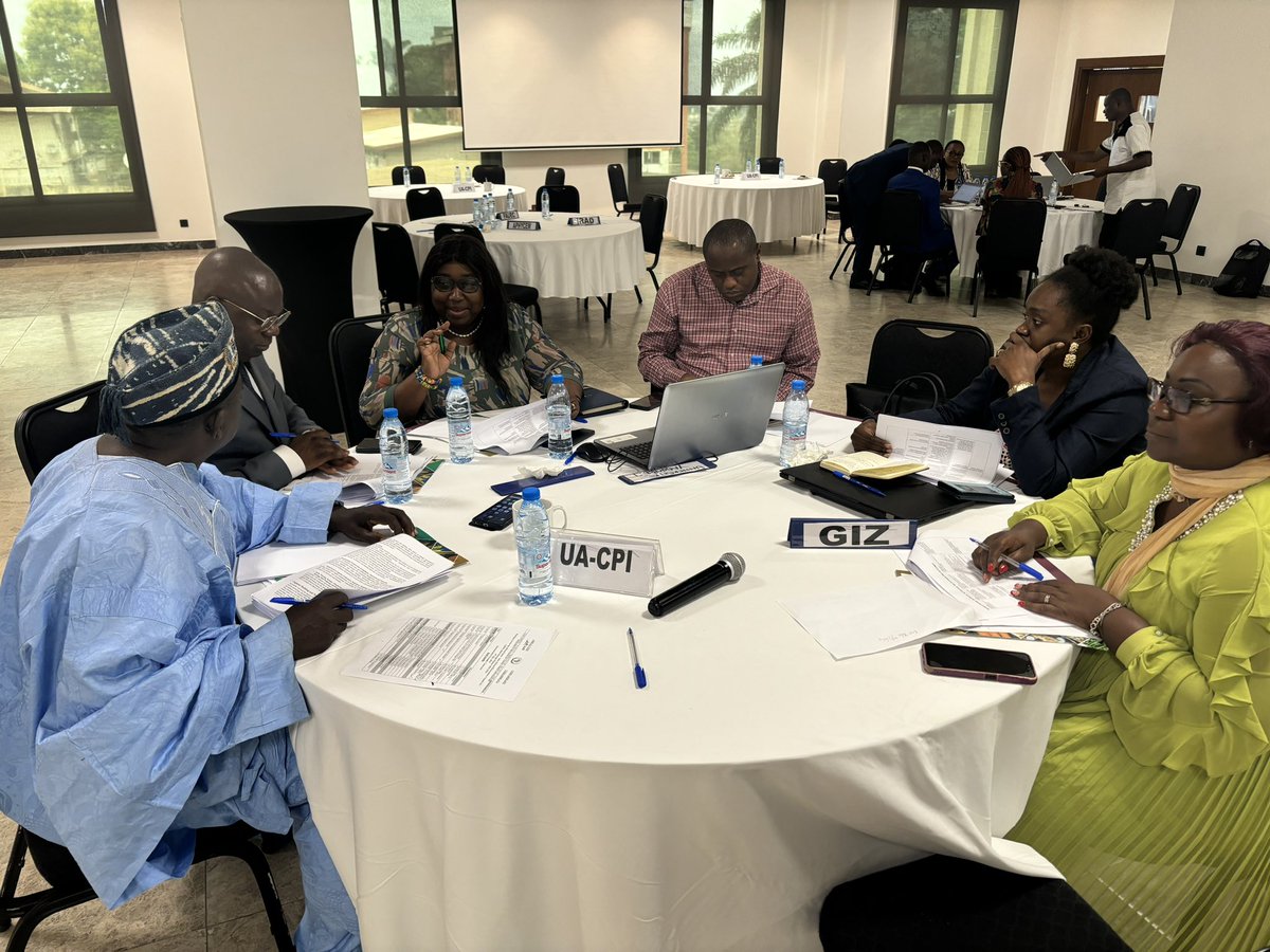 SaliouNiassy's tweet photo. @iapsc2 is holding a consultative meeting with strategic partners and stakeholders to strengthen its Strategic Plan 2025-2029. @FAO @giz_gmbh Giz Cameroon @minader Programme Alimentaire Mondial University of Yaounde 1 @CPAC @_AfricanUnion https://t.co/WCszJyox8j