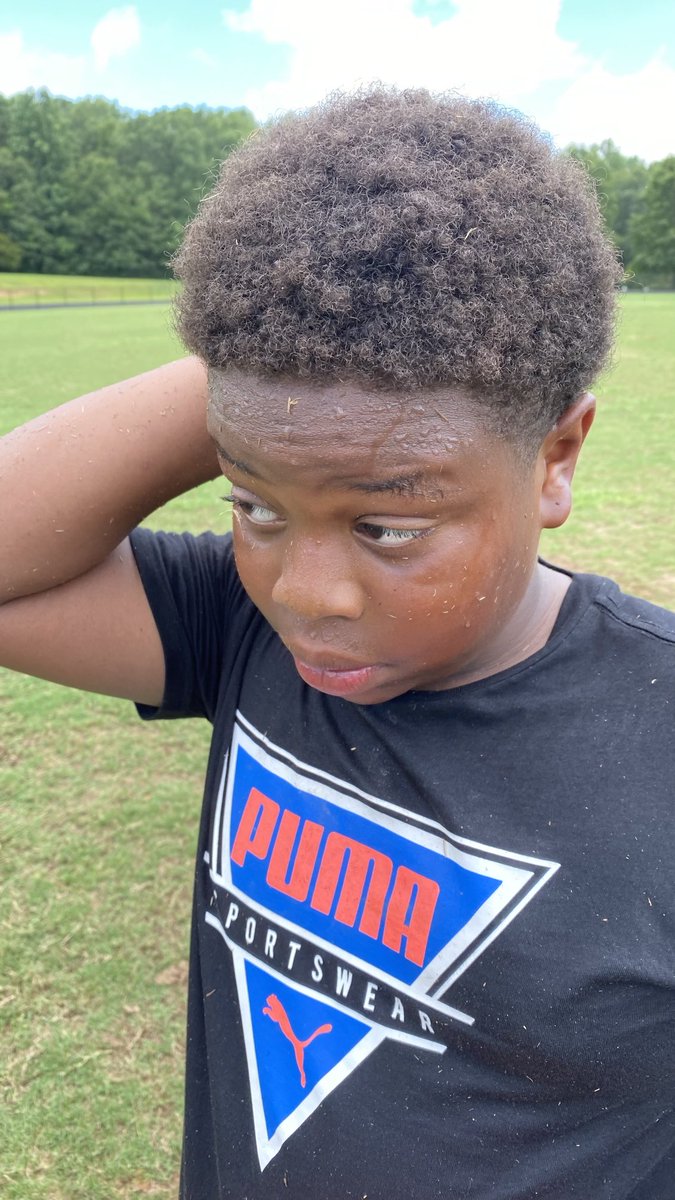 TyOnTheMove_'s tweet photo. All I Want To Do🤔Watch The Little Rascal Show and RELAX before practice😫☀️☀️hard workout💥 https://t.co/LFKGbmvSbh