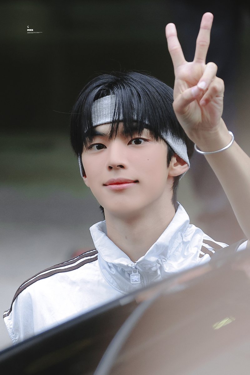 fizz_dohoon's tweet photo. 240705 #투어스 #TWS #도훈 #DOHOON https://t.co/eM2ZmiHXe2