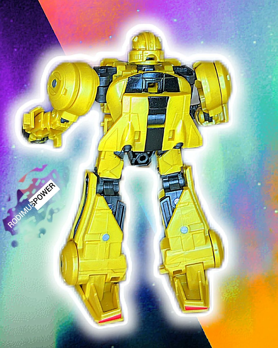 gijoepower's tweet photo. (🇩🇪)
Bumblebee ist gut geworden, und auch  gut umgesetzt in seiner verwandelung &amp; stellt einen wirklich guten Einstieg in die neue #TransformersOne Movie-#Spielzeugreihe dar. https://t.co/14EfmKPAsX