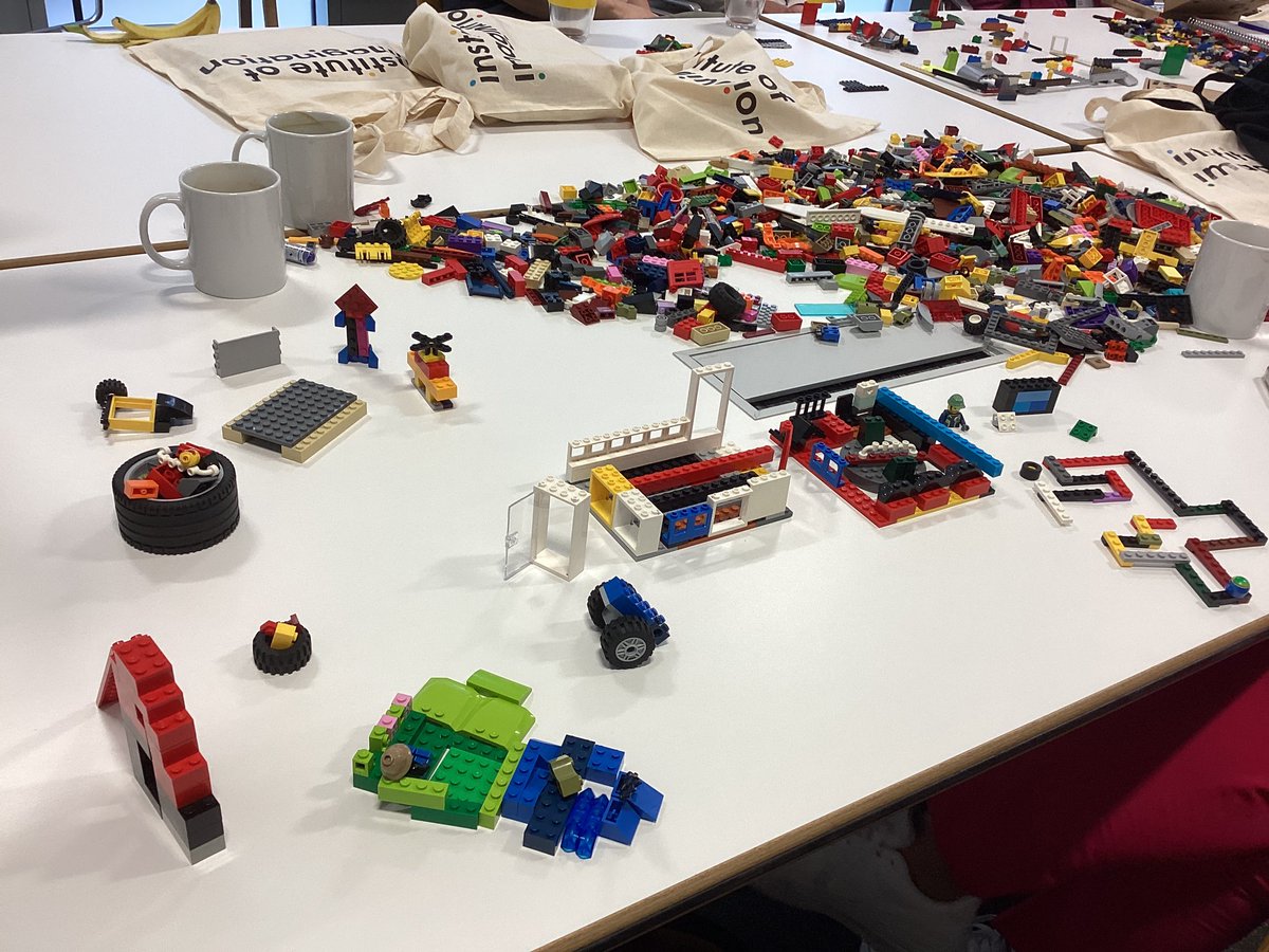 Do you know our teachers have a love of learning too? 
Today, some of our Bonner staff had training at <a href="/LEGO_Group/">LEGO</a> with <a href="/ImaginationLdn/">Institute of Imagination</a> to think about ways we can further develop play and creative learning into our curriculum #Article31