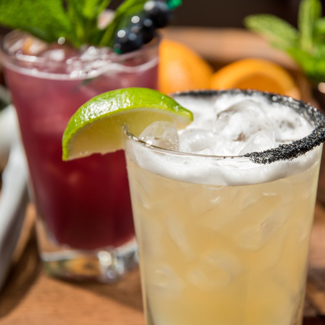 Our vibrant Three Amigo's Margarita: a refreshing perfection. Let its zesty flavors welcome you to our lively atmosphere. 🍹

#VillageTavern #FreshIngredients #HappyHour #GoodVibes #QualityFood #DineIn #DeliciousFood #TastyEats #FoodLovers #AffordablePrices #Vibrant