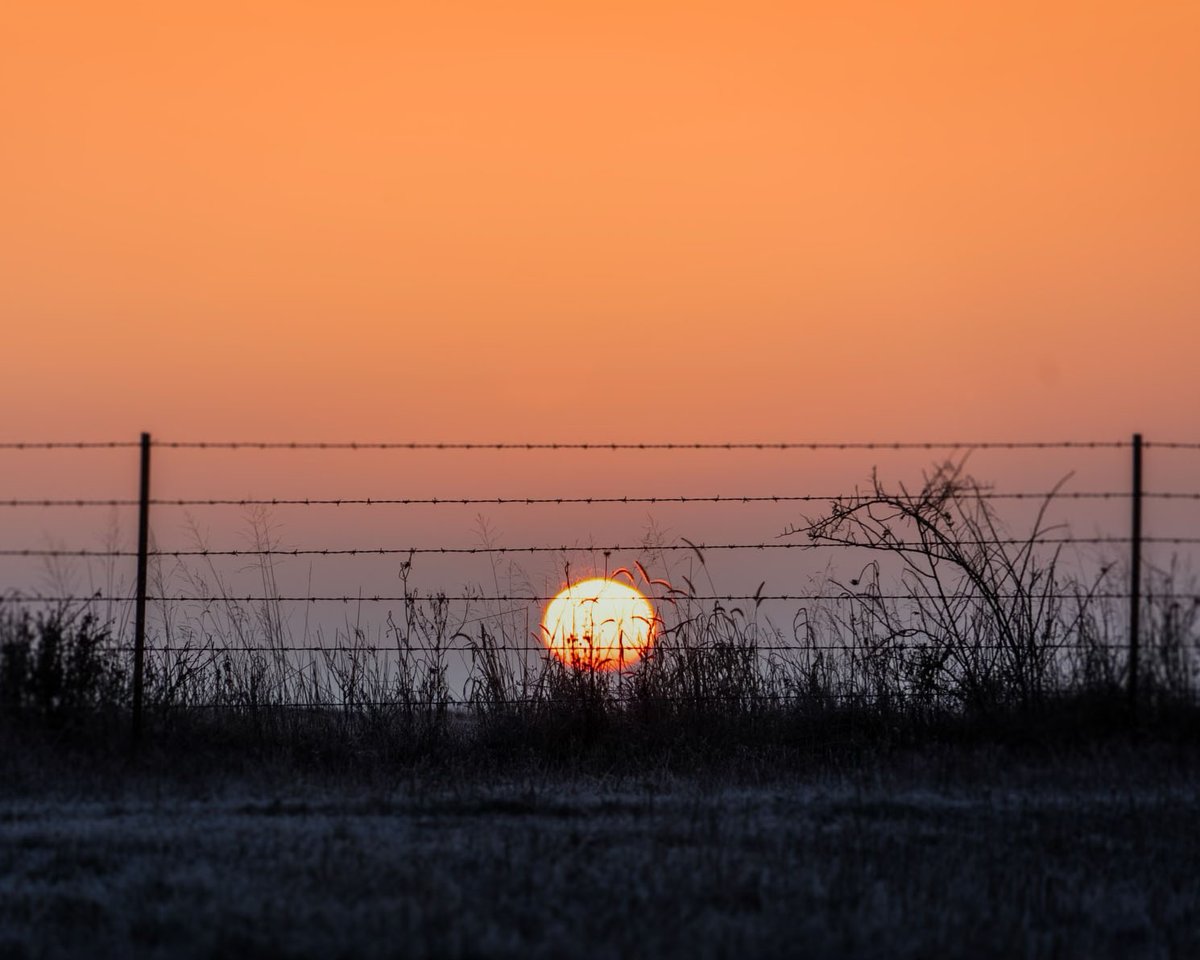 E3RFoundation's tweet photo. The sunrise teaches us an important lesson about life. It shows us that even after the darkest times, the light will always return, bringing hope and new beginnings. We strive to show our warriors that there is hope in life after their selfless service to this country. https://t.co/jl3MiHgYV8