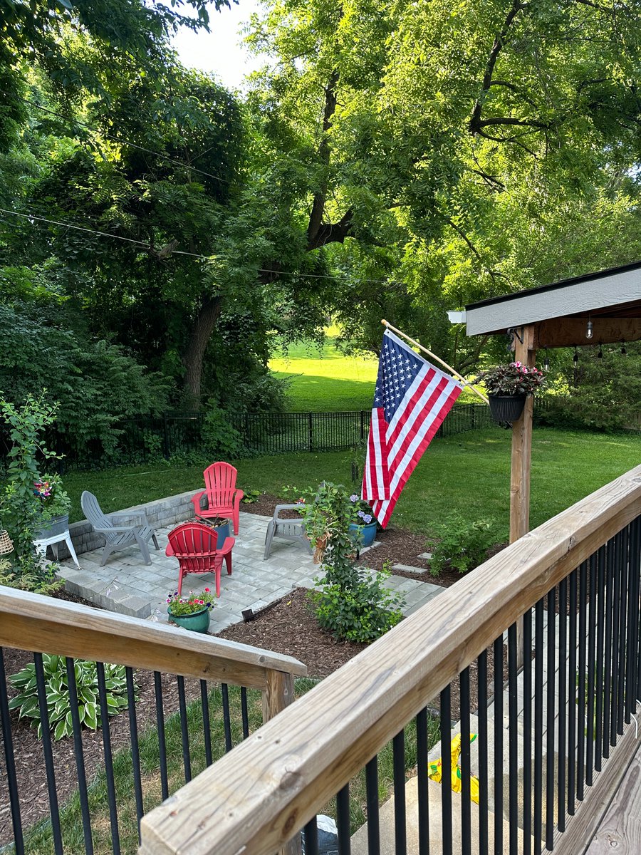 Peak summer vibes in the backyard.