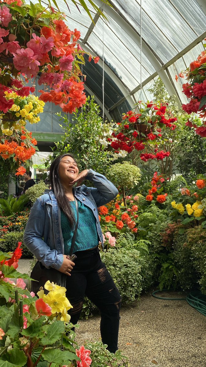 I left my SWE role at the beginning of this year. It was very sad, but I learned that no job is worth your happiness or health. 

This year, my journey has been dedicated to:
1. Taking care of my body and brain
2. Learning product / UX design
3. Community – I've missed you all!