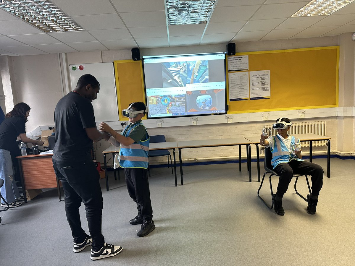 Enfield Town Schools' Partnership tweet media