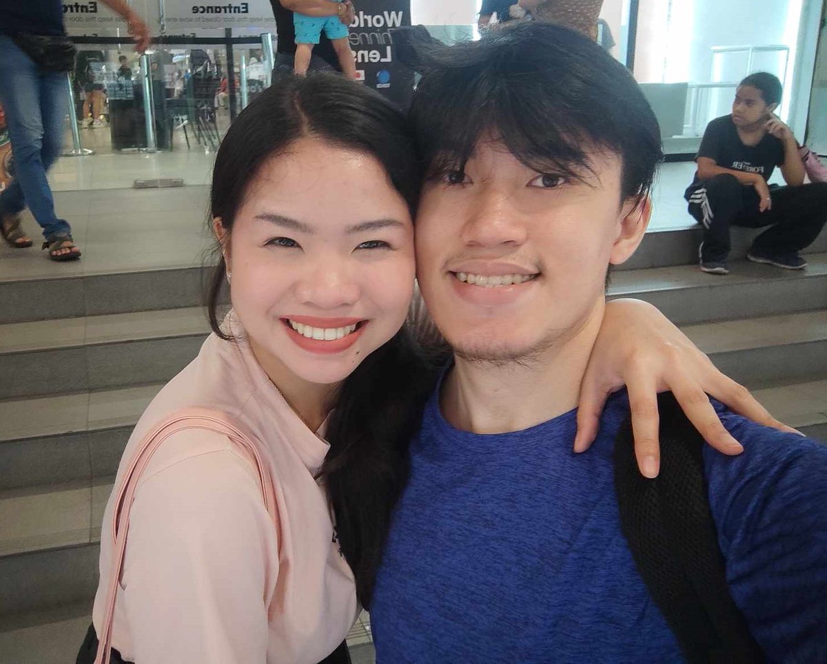 justmaryli's tweet photo. Kulang ang habang buhay sa'tin, bitin ang habang buhay sa'kin. <8 https://t.co/a9UPq0k0ik