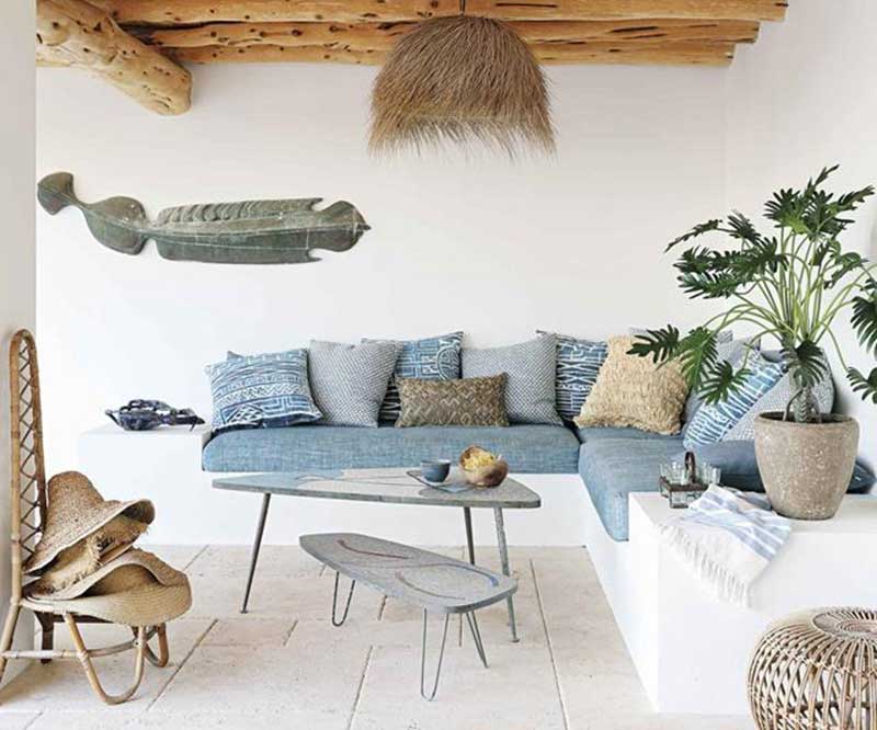 SE CRÉER UNE BANQUETTE EXTÉRIEURE DE RÊVE
bit.ly/4bDUn2a
Parce que c'est l'été, je vous propose un dossier avec des inspirations, des conseils, et des sélections shopping pour se créer un salon extérieur avec des banquettes.