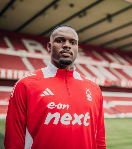 GSDv1byXEAAFlXE?format=png&name=small