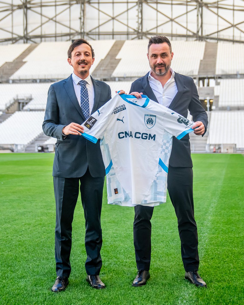 Bienvenue dans la maison olympienne 𝒎𝒊𝒔𝒕𝒆𝒓 𝑫𝒆 𝒁𝒆𝒓𝒃𝒊 🏟️💙