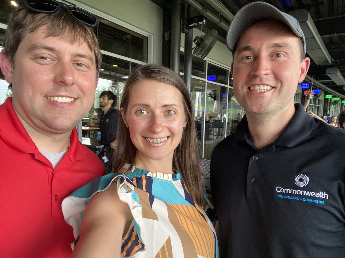 Commonwealth_HQ's tweet image. Swinging into teamwork! ⛳️
 
A few members of our Columbus team took on Topgolf! From perfecting our swings to cheering each other on, it was a day filled with laughter, learning, and lasting connections. 
 
#OneCommonwealth #AnythingButCommon #TopGolf #SummerInterns #TeamBonding