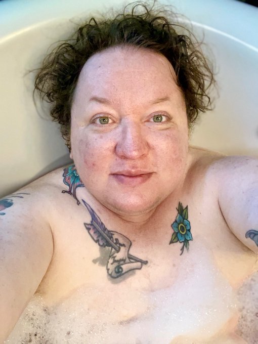My boyfriend (unofficial) invited my wife on a date without me😭 Guess  I&rsquo;m  gonna  spend  all  day  pampering<a href="/tag/bathtime"class="tags"><span>#bathtime</span></a><a href="/tag/nomakeupselfie"class="tags"><span>#nomakeupselfie</span></a><a href="/tag/selfcare"class="tags"><span>#selfcare</span></a>