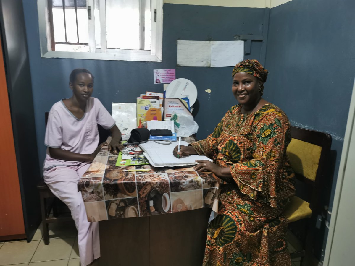 NGOSolthis's tweet photo. 🔴Dans le cadre de notre #assistancetechnique d'appui à la #démédicalisation des services #VIH en #Guinee financée par @EF_LINITIATIVE , nos consultants rencontrent les partenaires nationaux pour comprendre leurs besoins et leurs attentes.
#PNLSH @planguinee #FMG https://t.co/gvfT212gbJ