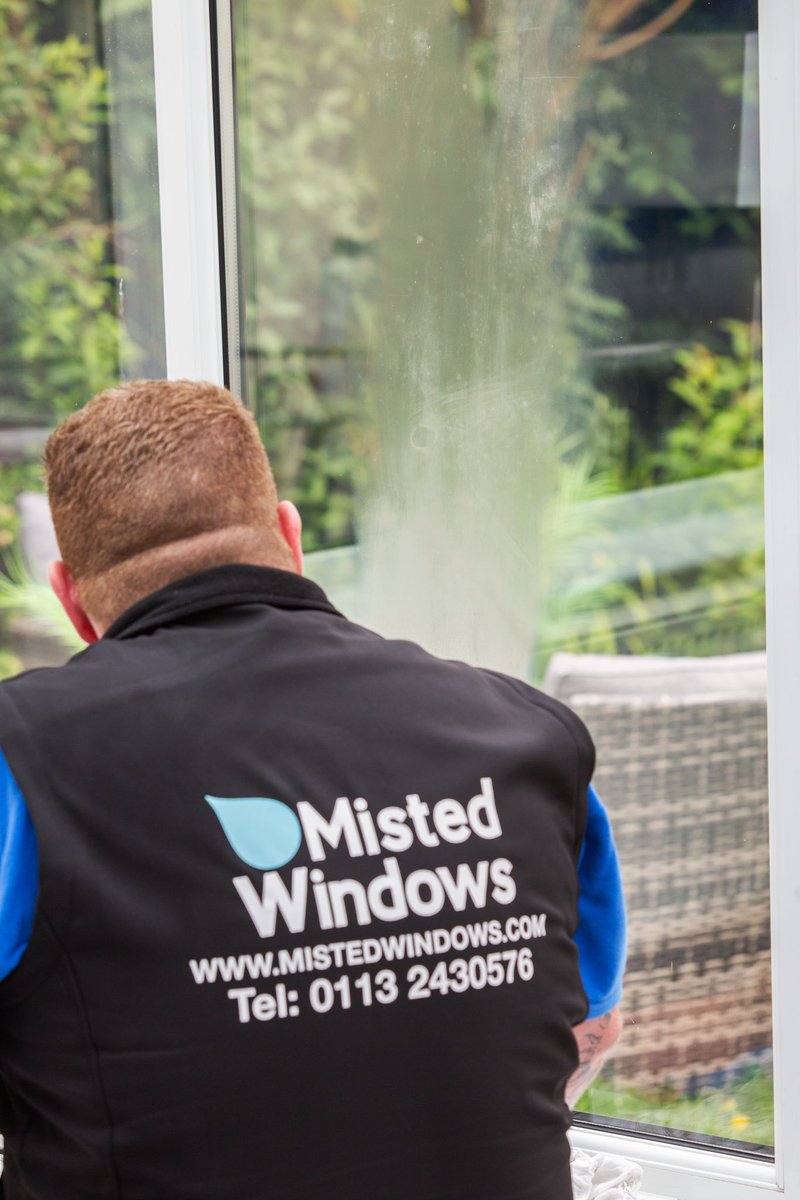 MistedWindowsUK's tweet photo. Another busy day for the team giving this customer a crystal clear view once again 😍

Have you got condensation in your windows that won’t go away ? 

We can help 🤝

📱 | 01132430576 

🌐 | Visit us at - https://t.co/Gz3UoICumz

#MistedWindows | #SeeClearlyNow https://t.co/uXZOfd5rkO