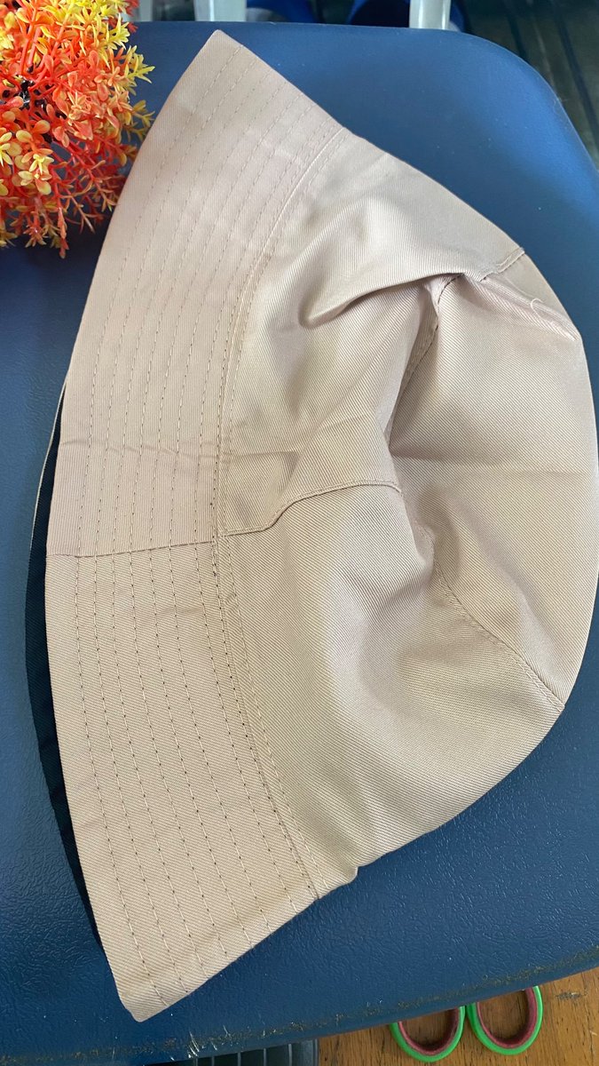 cut_ismalia's tweet photo. Topi polocaps bahan corduroy https://t.co/G0VfXv7FPw

Bucket hat https://t.co/MqBxDpTmV0 https://t.co/aKdGtFyVGo