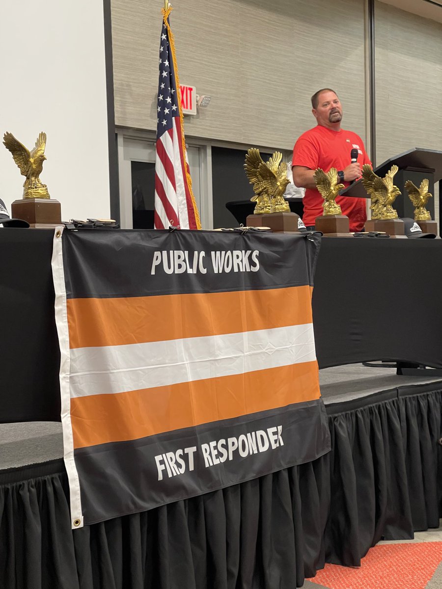 Thank you ⁦<a href="/CityofOlatheKS/">City of Olathe, Kansas</a>⁩ for hosting ⁦<a href="/APWATWEETS/">APWA</a>⁩ #KC Chapter Snow Rodeo meeting.  Plan to join us in October! Pic Paul Dunn ⁦<a href="/LeawoodPW/">Leawood Public Works</a>⁩.