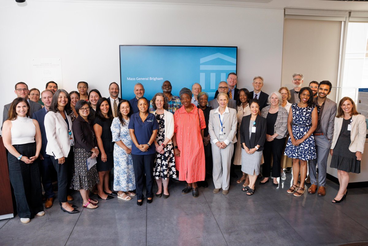 Congratulations to the 22 awardees of $18M in Community Health Impact Funding to support quality, affordable housing in Boston and North Suffolk County. Thank you to all who attended yesterday's historic announcement, including city and state officials. spklr.io/6016SXuy