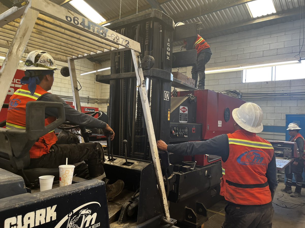 Haciendo lo que nos apasiona, Contando con la excelencia de nuestros maniobristas. 

#09Jul #ICOMX #Eurocopa2024 #MANIOBRAS #AMADA #PEGADORA  #DOBLADORA #RIGGERS