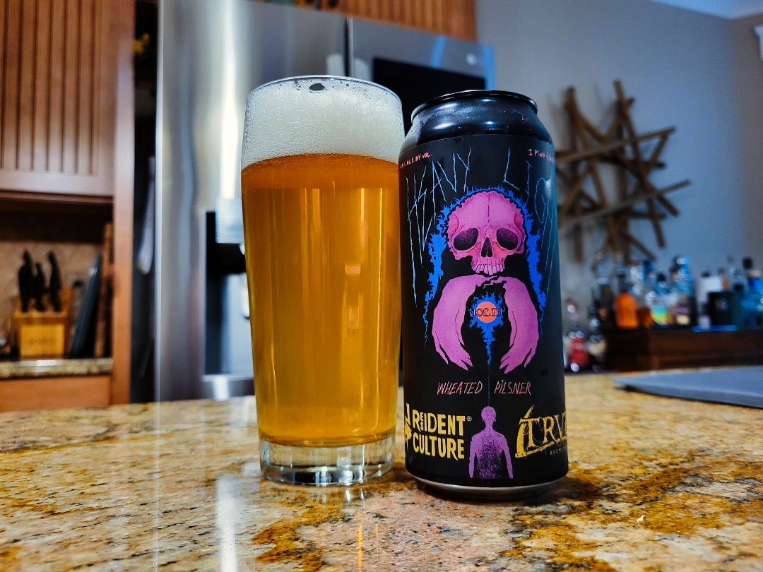 scottvillers's tweet photo. #drinkcheck #ncbeer #cobeer #clearbeer @ResidentCulture x @trve collab / "Heavy Light Vol. 3" Wheated Pilsner w/Lorien &amp; Saaz hops https://t.co/gx7YvJWd5O