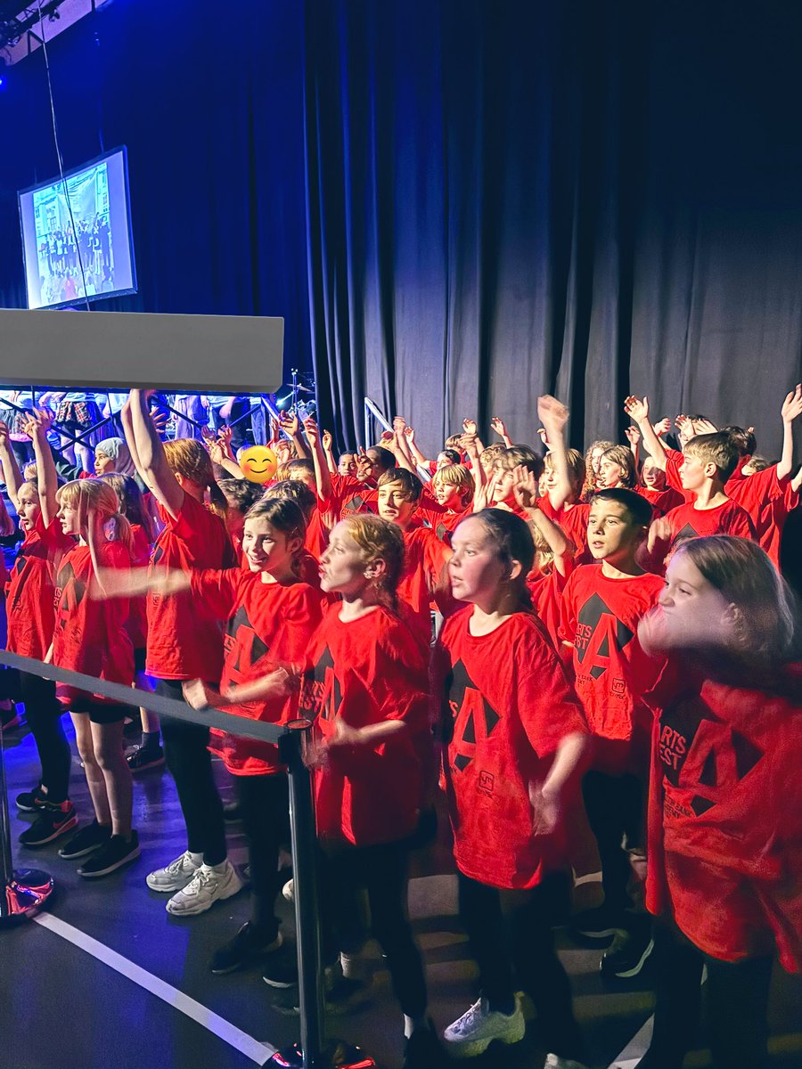 Remarkable talent on display by #KPSYear5 @SBMatYork #ArtsFest today! 

What a talented bunch of young people, showing the world what they are capable of! Every single one of you should be SO proud of yourselves! 

Never stop believing in your own ability and aiming high! 💫