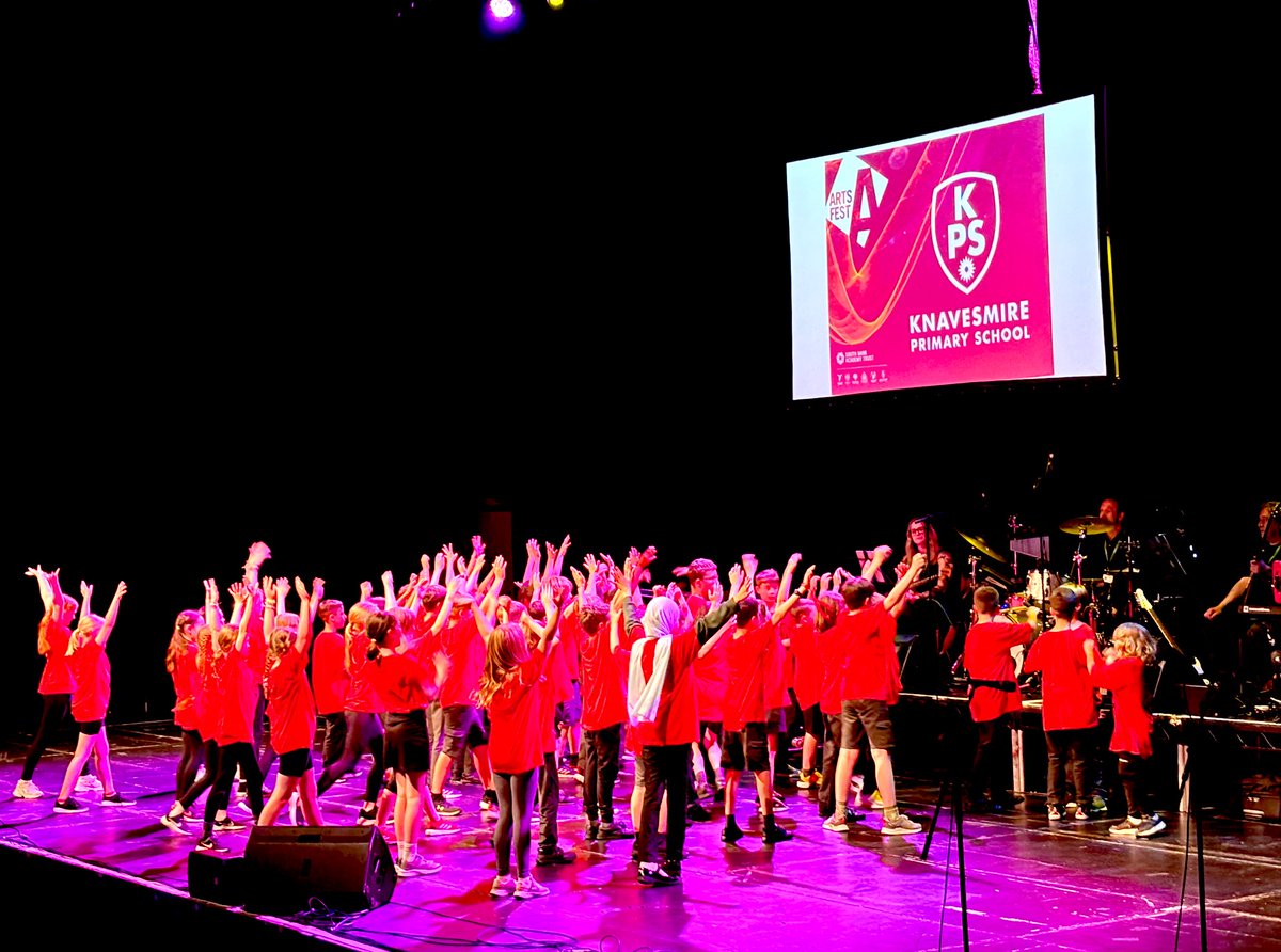 Knavesmire Primary tweet media