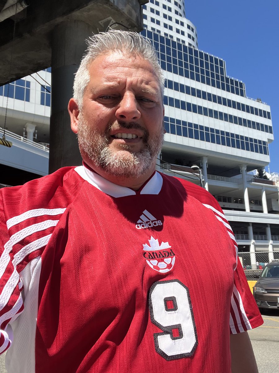 carloc19's tweet photo. @canadasoccer It’s been a long time since I put this jersey on! Hopefully it will bring luck to the bots tonight!!! Let’s go BOYS!! https://t.co/HG2IrcsJzq