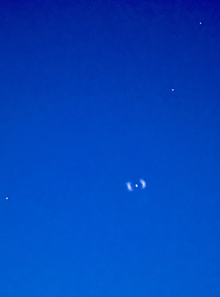 Zauers's tweet photo. Ko es tikko redzēju? 00:15 10/07/2024 ☄️ @MeteoLatvia @LVGMC_Meteo @boms_tricis https://t.co/ViMbSko2R5