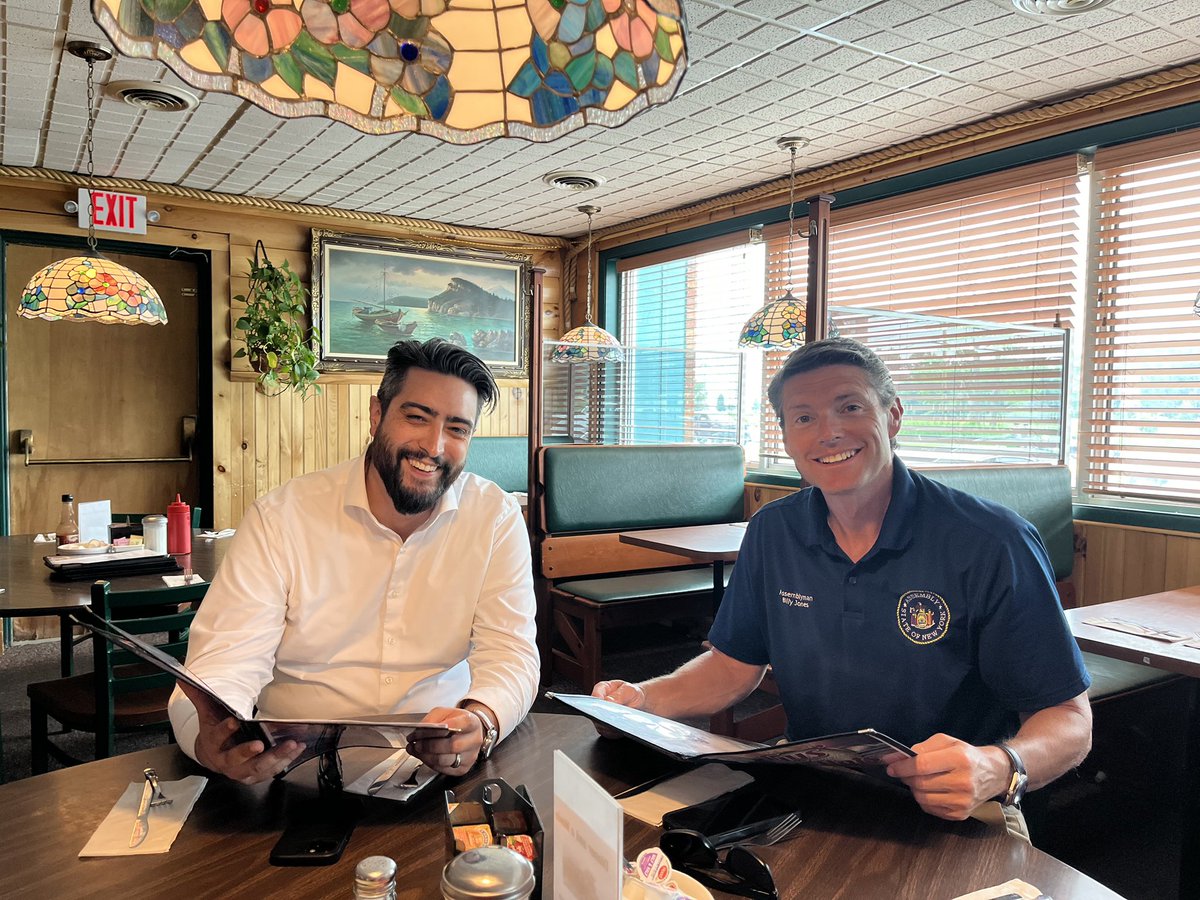 Jones_Assembly's tweet photo. When in the #NorthCountry, you eat #Michigans! Glad to show @JonRivera149 this #NorthCountry delicacy during #MichiganMonth at Gus' Red Hots Diner, Pizzeria, & Sub Shop. After, we went across the street & checked out the City of Plattsburgh Beach on this beautiful day! βοΈποΈπ https://t.co/csGDPWkFHV