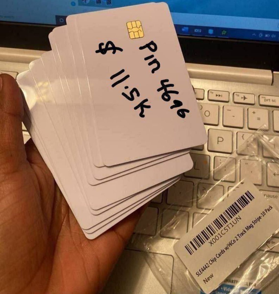 gotpaid247's tweet photo. Want to order? Contact 

We all eat fr💯, cuz they ain't nobody losing with me, nah!!.
 #sauce #cc #carding #swiping #bins #methods #fullz #spamming #scamming #banklogs #live #packs #cashapp #fraud #ccswipe #buyingcontent #iubb #Svengooli #onlyfans #onlyfans_girl #onlyfans #IRS https://t.co/fYStmnuayx