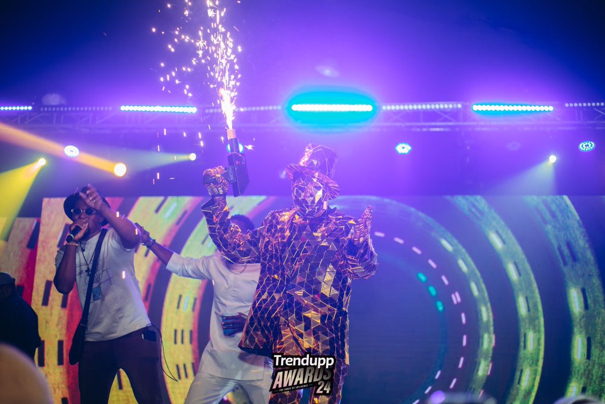 TheEmmalez's tweet photo. I give it to @Thisistrendupp for this show, it was a massive shutdown
#TrenduppAwards24
#TheForceOfInfluence https://t.co/0hL0ENWiHs