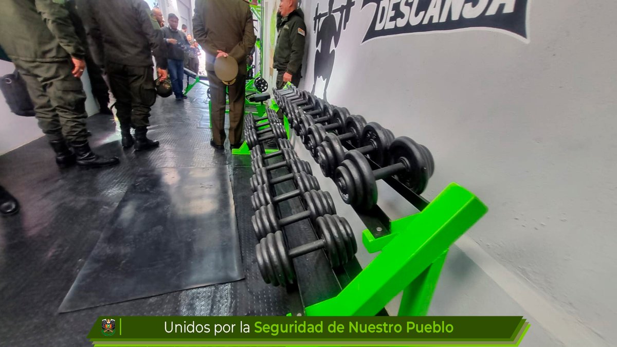 Pol_Boliviana's tweet photo. #LaPaz | #GestiónInstitucional
𝗜𝗡𝗔𝗨𝗚𝗨𝗥𝗔𝗖𝗜Ó𝗡 𝗗𝗘𝗟 𝗡𝗨𝗘𝗩𝗢 𝗚𝗜𝗠𝗡𝗔𝗦𝗜𝗢 "𝗖𝗛𝗔𝗦𝗤𝗨𝗜 𝗚𝗬𝗠" https://t.co/7Zekkuvgsi