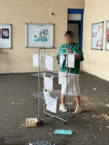 collège Marcel PAGNOL, suite de l'école ouverte, 80 élèves du CM1 à la 6ème ont fait des maths puis sont allés visiter le port du Havre et pratiquer l'acrobranche, pendant que des élèves de 5-4-3emes ont fabriqué leur propre papier, pendant que d'autres decouvraient le padel.