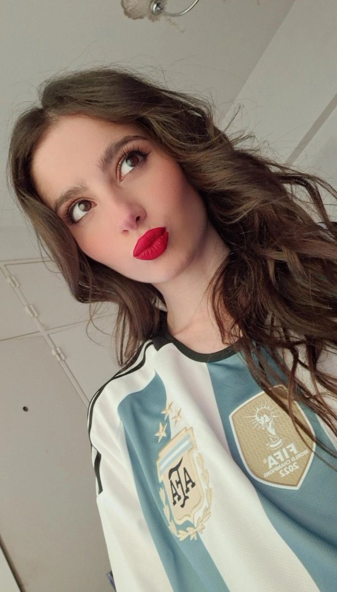 Luciana tweet media
