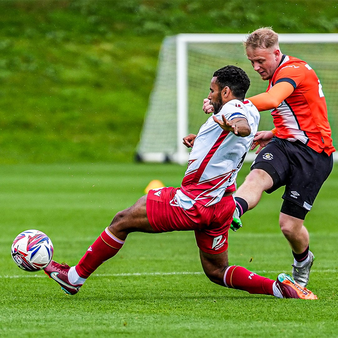 Luton Town FC tweet media