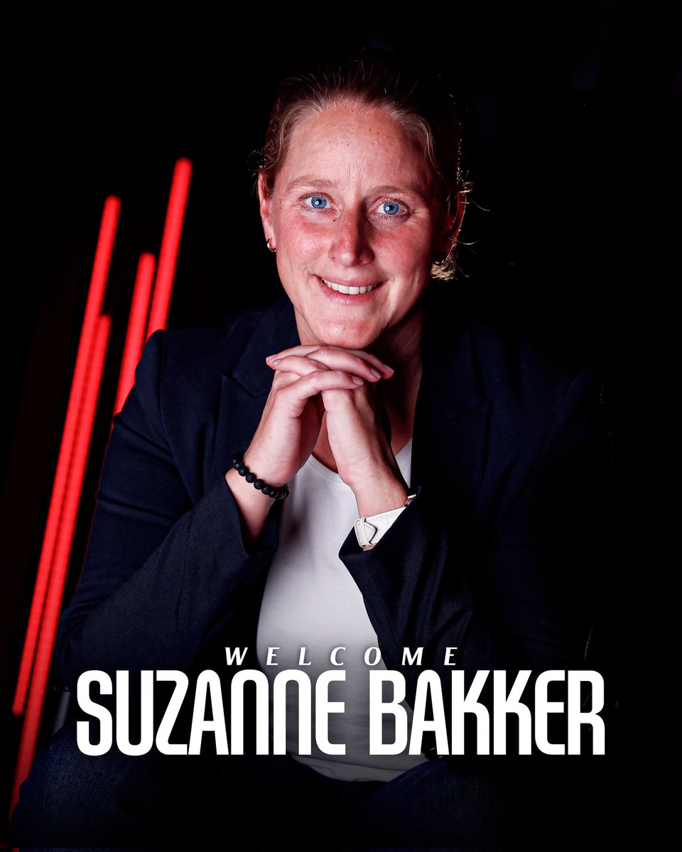 _Milanisti1899_'s tweet photo. Finalmente ufficiale Suzanne #Bakker, neo allenatrice del #MilanFemminile. 

Colpo importante sulla panchina per le ragazze. Benvenuta!

#Milan #LadyTalk #FollowTheRossonere https://t.co/79r56pQyl3
