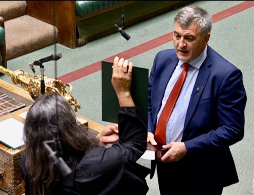 IanByrneMP's tweet photo. Today I was sworn into the House of Commons as the MP to represent Liverpool West Derby. 

It's a great honour to return to Parliament, to continue to serve our area and demand the real change our community urgently needs. https://t.co/LeLBBNO60g