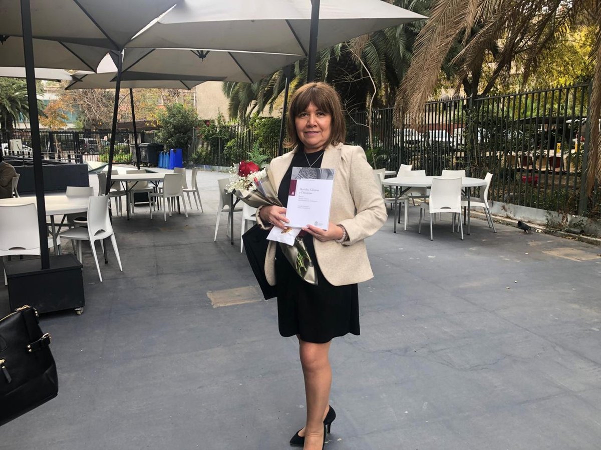 María Cristina Covarrubias, enfermera y líder de la Guía de LPP, coautora del libro "Heridas, Úlceras y Ostomías: Manejo Clínico y Administrativo por Enfermería", creado para compartir conocimientos y ofrecer un enfoque en el cuidado de pacientes con lesiones en la piel.