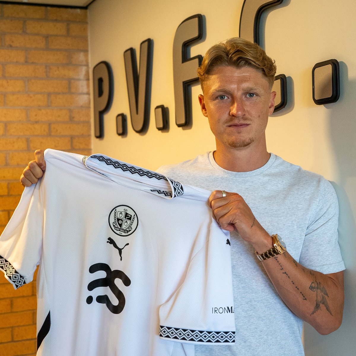 G_byers's tweet image. New chapter!! Delighted to be here @OfficialPVFC Let’s make it a season to remember 👊🏻🔥 #UTV